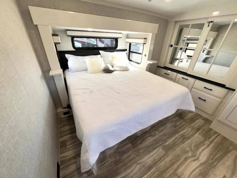 2025 Jayco 2025 Jayco Pinnacle - thumbnail 48