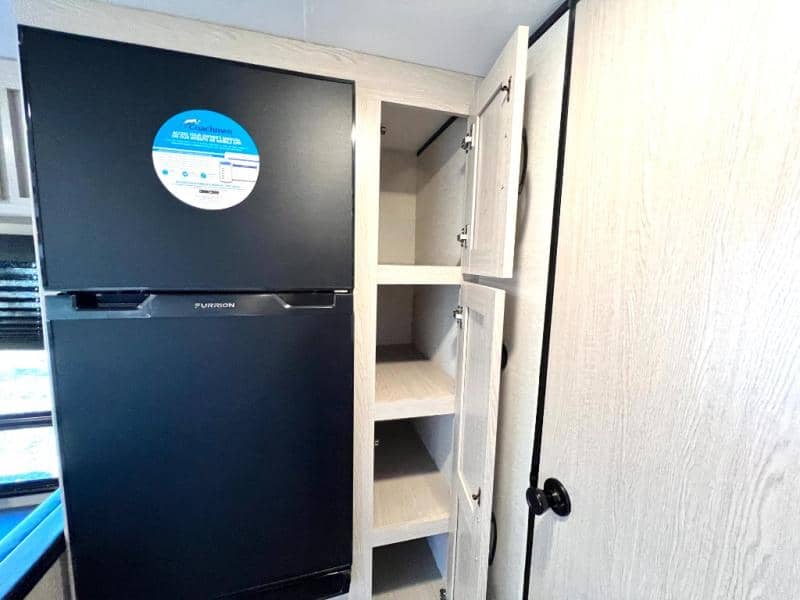 2022 Coachmen 2022 Coachmen Apex Ultra-Lite - thumbnail 15