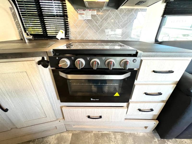 2022 Coachmen 2022 Coachmen Apex Ultra-Lite - thumbnail 23