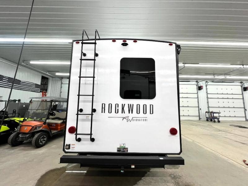 2025 Forest River 2025 Forest River Rockwood Signature - thumbnail 9