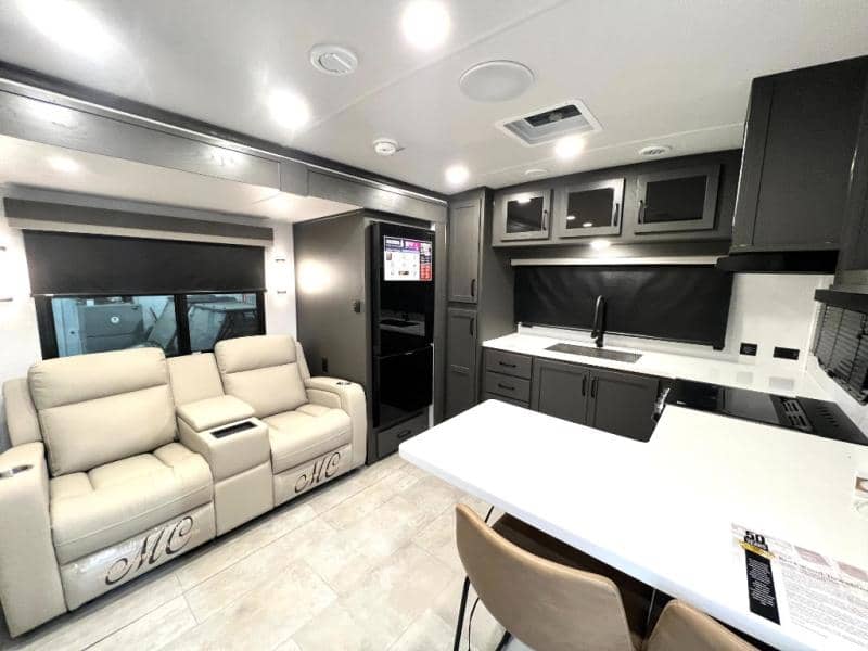 2025 Forest River 2025 Forest River Rockwood Signature - thumbnail 11