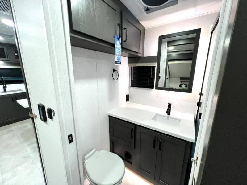 2025 Forest River 2025 Forest River Rockwood Signature - thumbnail 27