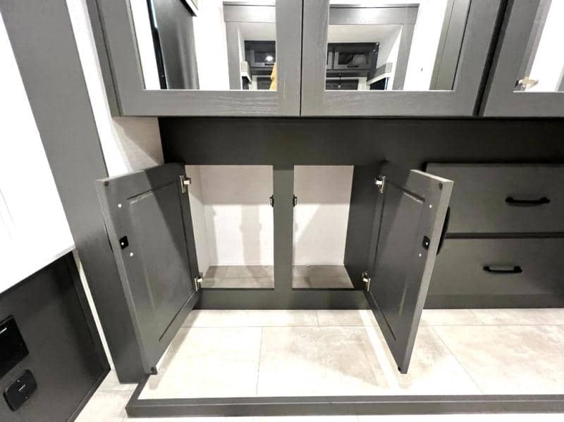 2025 Forest River 2025 Forest River Rockwood Signature - thumbnail 38