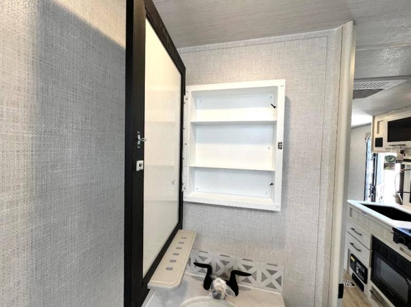 2025 Forest River 2025 Forest River Surveyor Legend - thumbnail 28