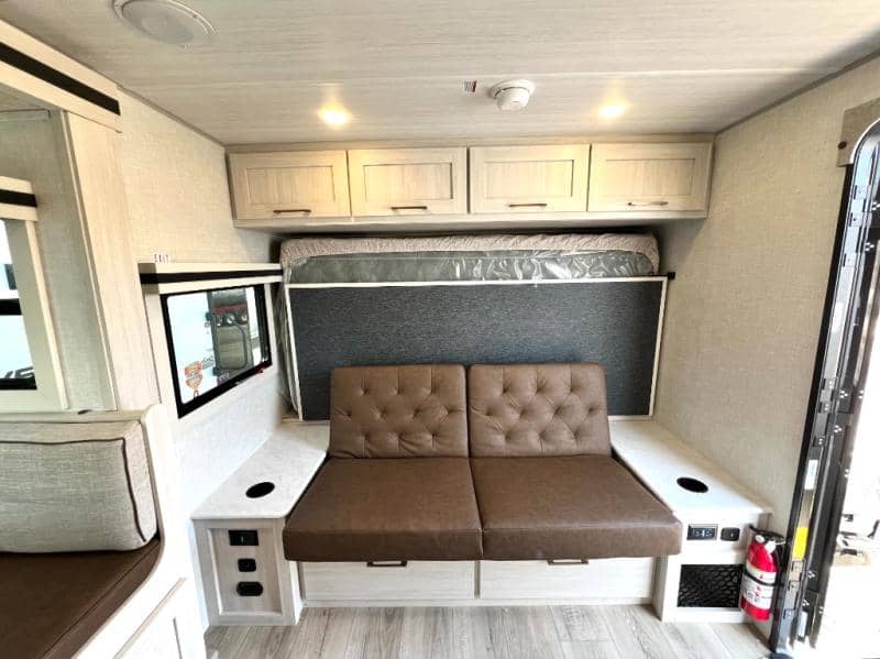 2025 Forest River 2025 Forest River Surveyor Legend - thumbnail 33