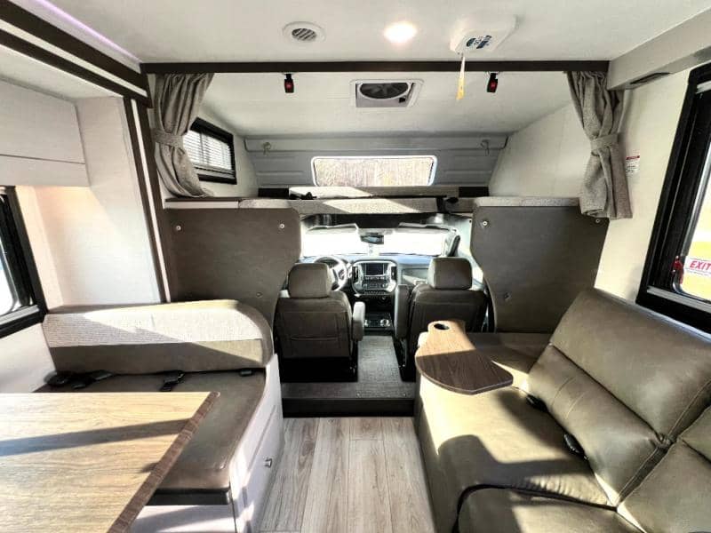 2025 Coachmen 2025 Coachmen Entourage - thumbnail 23