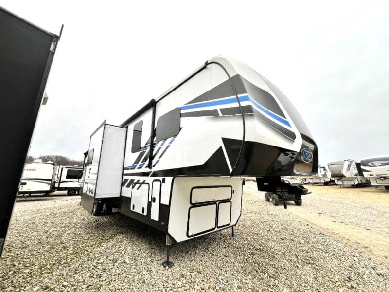 2023 Keystone RV 2023 Keystone RV Fuzion - thumbnail 6