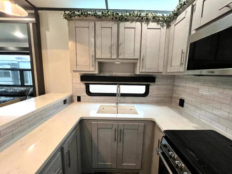 2023 Keystone RV 2023 Keystone RV Fuzion - thumbnail 20