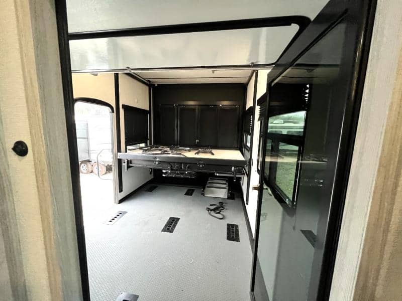 2023 Keystone RV 2023 Keystone RV Fuzion - thumbnail 44