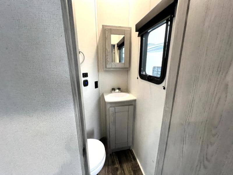 2023 Keystone RV 2023 Keystone RV Fuzion - thumbnail 55