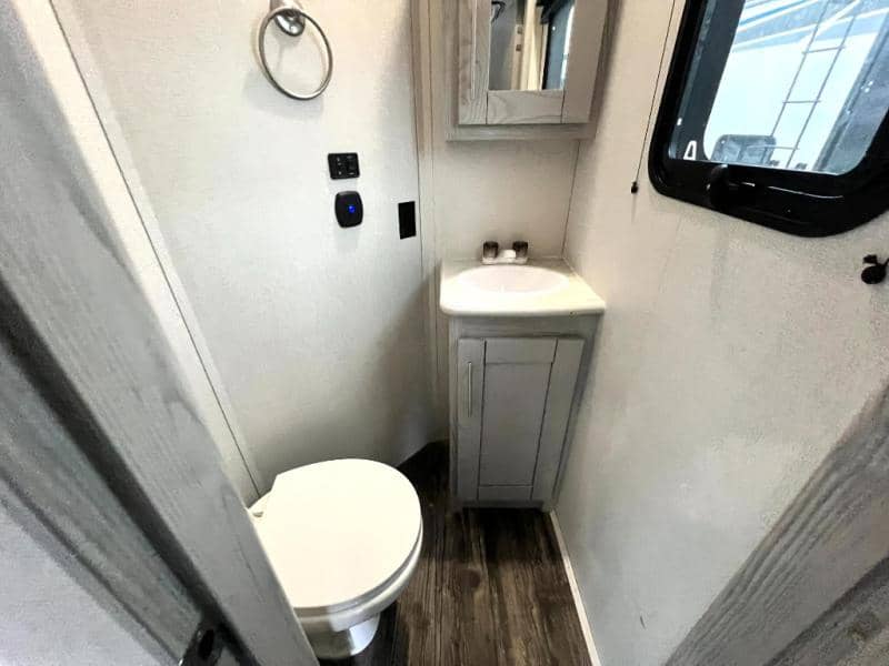 2023 Keystone RV 2023 Keystone RV Fuzion - thumbnail 56