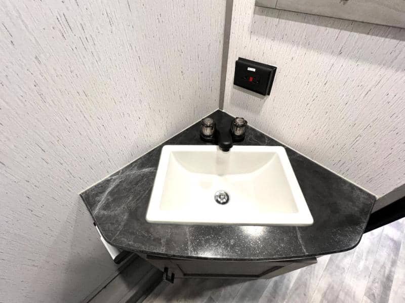 2022 Dutchmen 2022 Dutchmen Kodiak SE - thumbnail 41