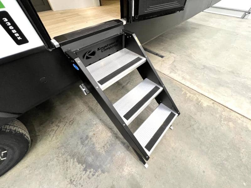 2025 Keystone RV 2025 Keystone RV Bullet - thumbnail 10