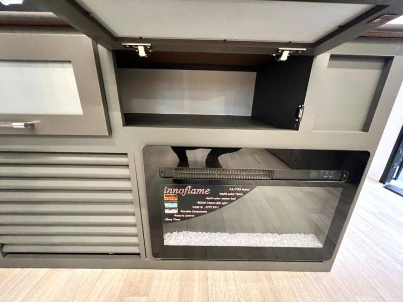 2025 Keystone RV 2025 Keystone RV Bullet - thumbnail 19