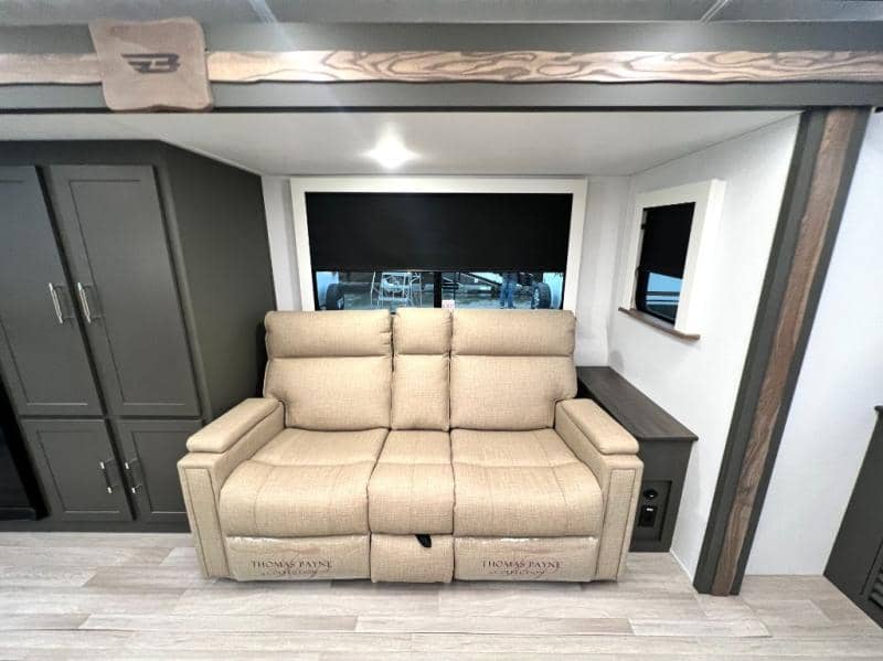 2025 Keystone RV 2025 Keystone RV Bullet - thumbnail 26