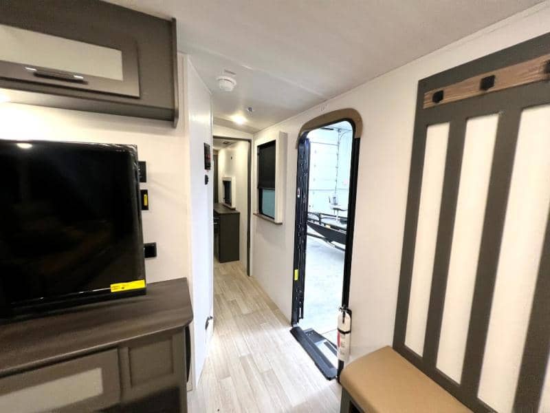 2025 Keystone RV 2025 Keystone RV Bullet - thumbnail 55