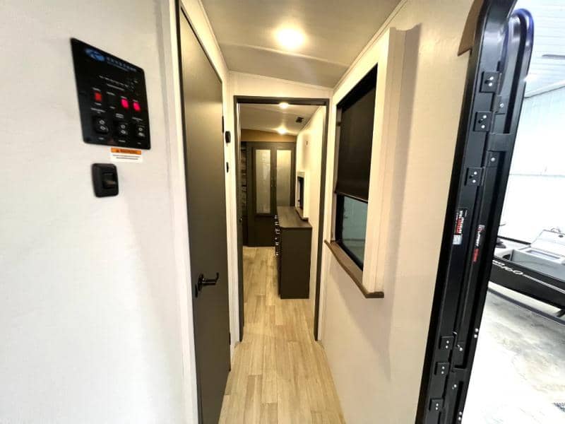 2025 Keystone RV 2025 Keystone RV Bullet - thumbnail 57