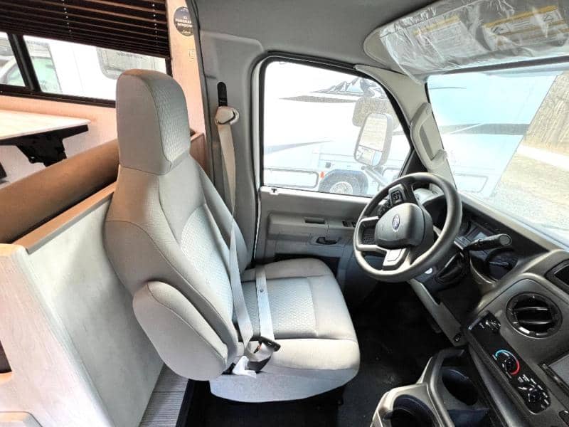 2025 East to West 2025 East to West Entrada - thumbnail 19