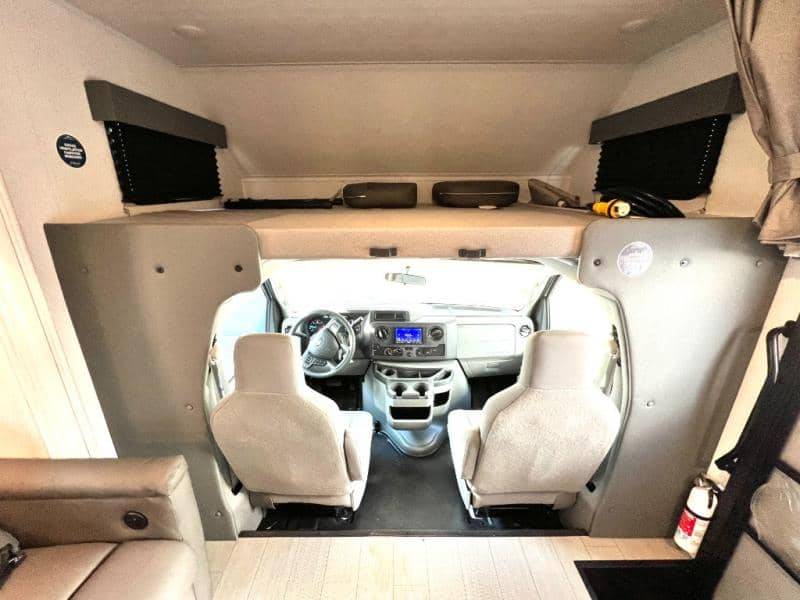 2025 East to West 2025 East to West Entrada - thumbnail 29