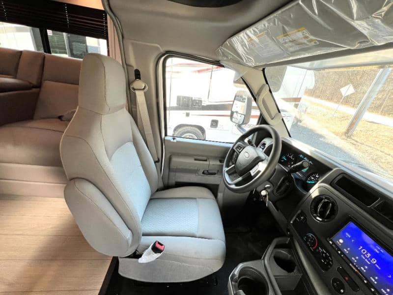 2025 East to West 2025 East to West Entrada - thumbnail 32