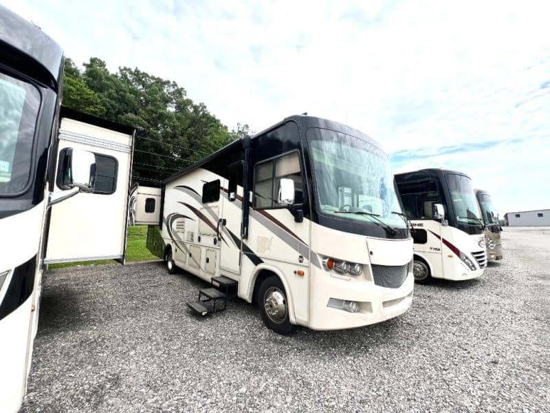 2019 Forest River 2019 Forest River Georgetown - thumbnail 3