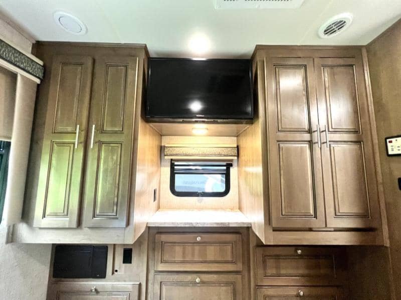 2019 Forest River 2019 Forest River Georgetown - thumbnail 47