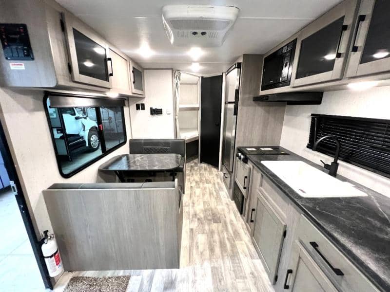 2022 Dutchmen 2022 Dutchmen Kodiak SE - thumbnail 26