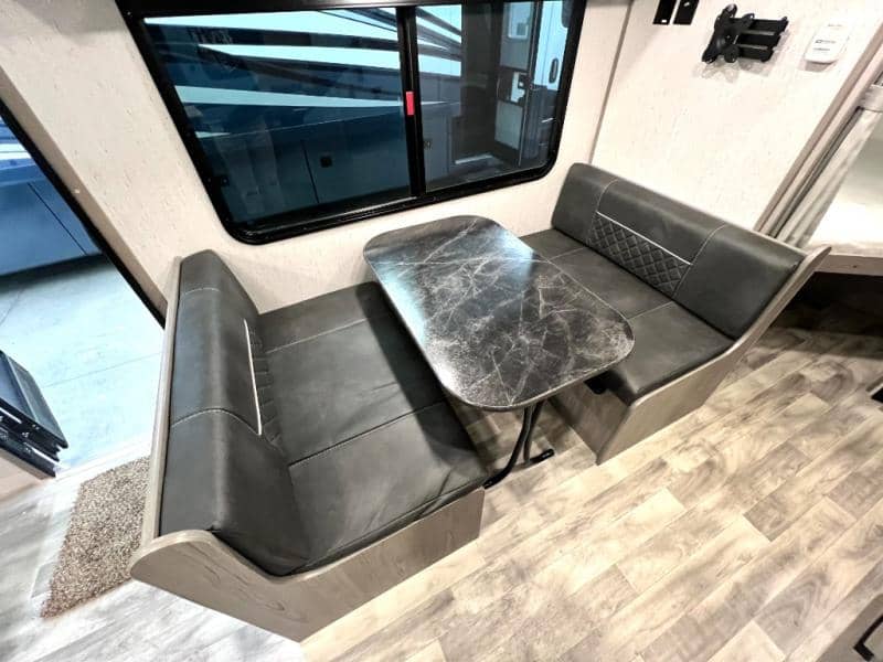 2022 Dutchmen 2022 Dutchmen Kodiak SE - thumbnail 39