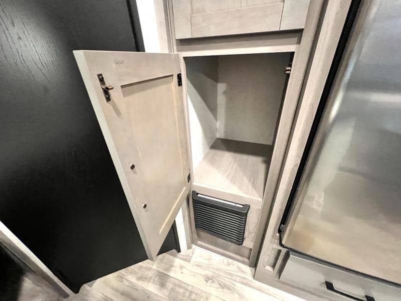 2022 Dutchmen 2022 Dutchmen Kodiak SE - thumbnail 47