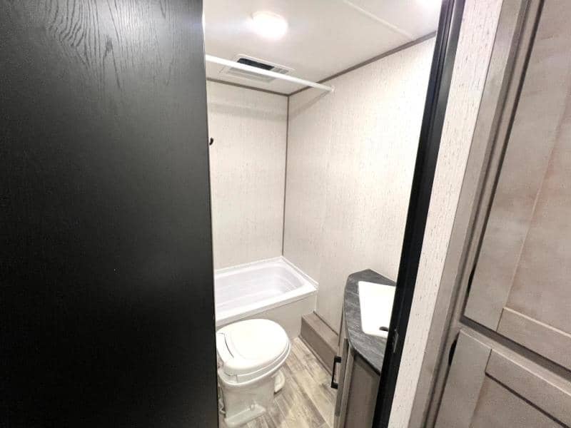 2022 Dutchmen 2022 Dutchmen Kodiak SE - thumbnail 48