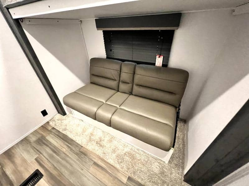 2023 Keystone RV 2023 Keystone RV Retreat - thumbnail 29