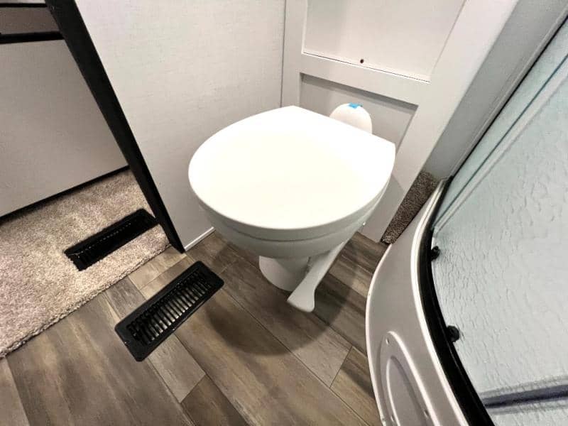 2023 Keystone RV 2023 Keystone RV Retreat - thumbnail 37