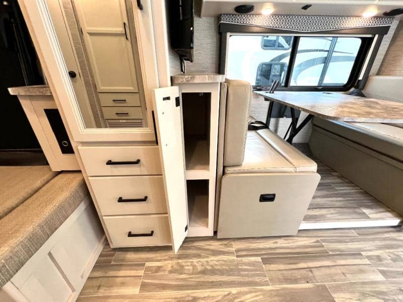 2021 Thor Motor Coach 2021 Thor Motor Coach Vegas - thumbnail 34