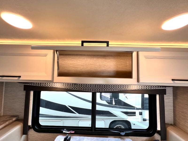 2021 Thor Motor Coach 2021 Thor Motor Coach Vegas - thumbnail 36