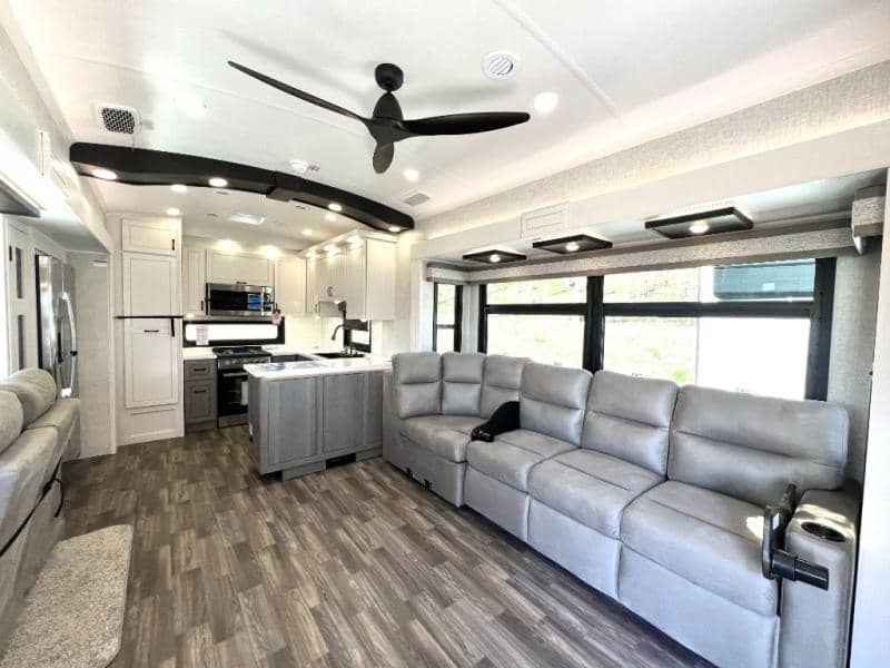 2025 Jayco 2025 Jayco North Point - thumbnail 16