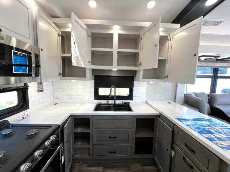 2025 Jayco 2025 Jayco North Point - thumbnail 23