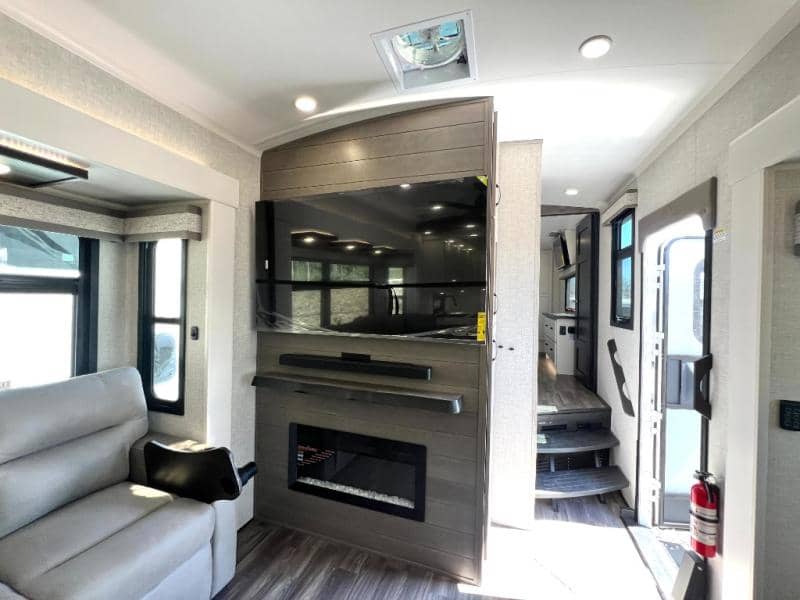 2025 Jayco 2025 Jayco North Point - thumbnail 36