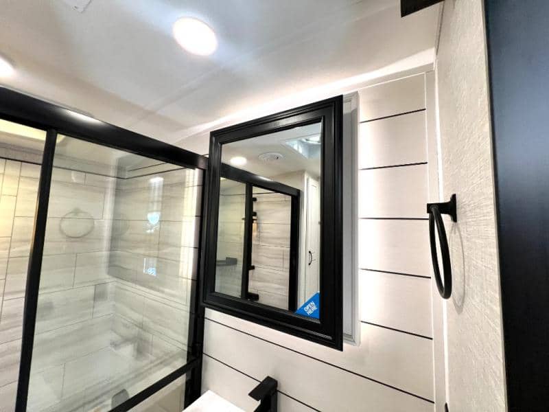 2025 Jayco 2025 Jayco North Point - thumbnail 40