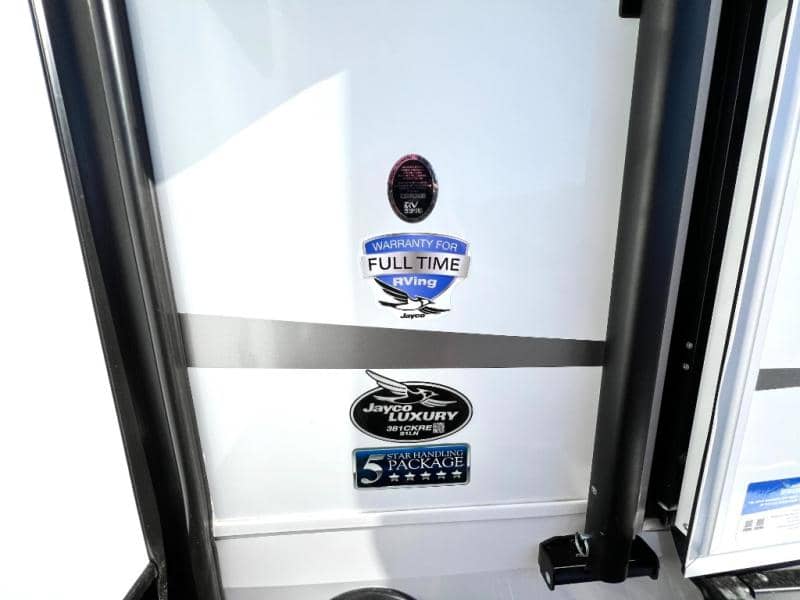 2025 Jayco 2025 Jayco North Point - thumbnail 11