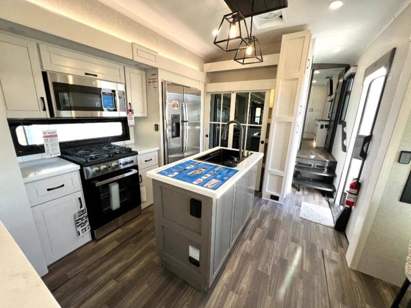 2025 Jayco 2025 Jayco North Point - thumbnail 17