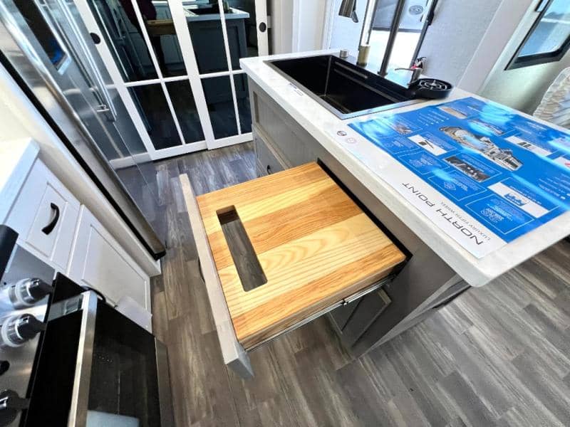 2025 Jayco 2025 Jayco North Point - thumbnail 27