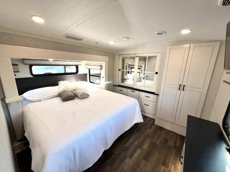 2025 Jayco 2025 Jayco North Point - thumbnail 46