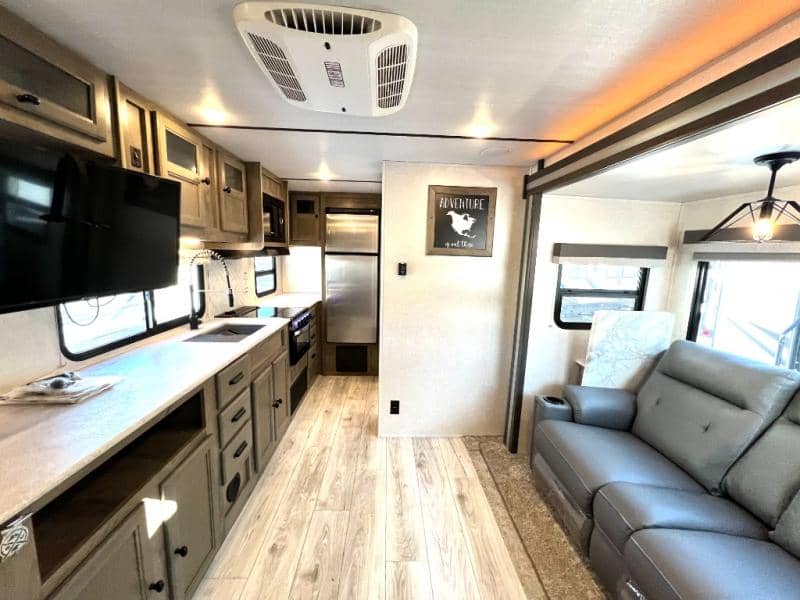 2022 Forest River 2022 Forest River Surveyor - thumbnail 13