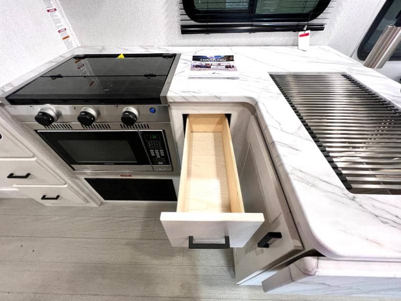 2025 East to West 2025 East to West Entrada - thumbnail 34