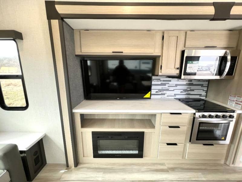 2025 Forest River 2025 Forest River Wildcat - thumbnail 15