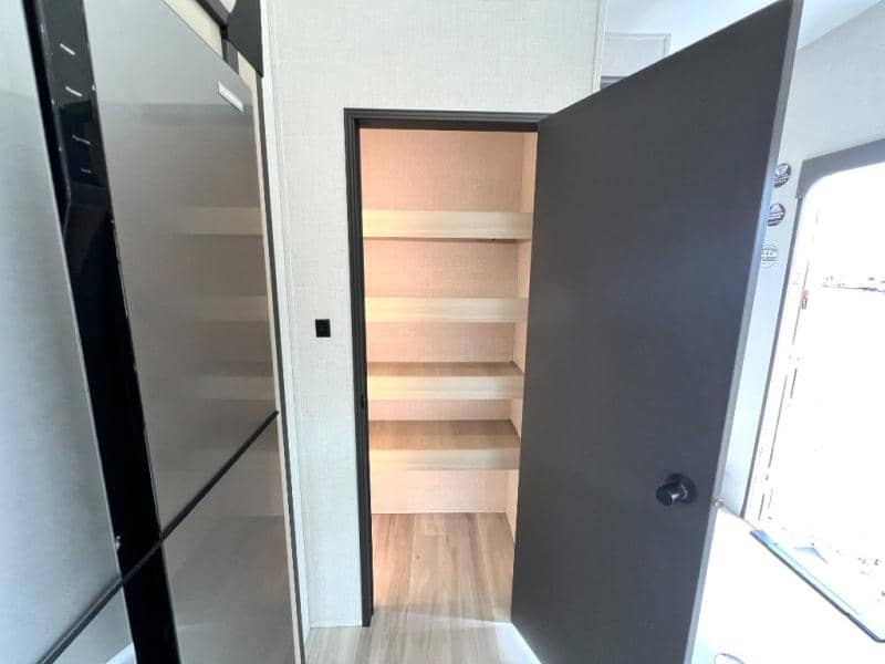 2025 Forest River 2025 Forest River Wildcat - thumbnail 29