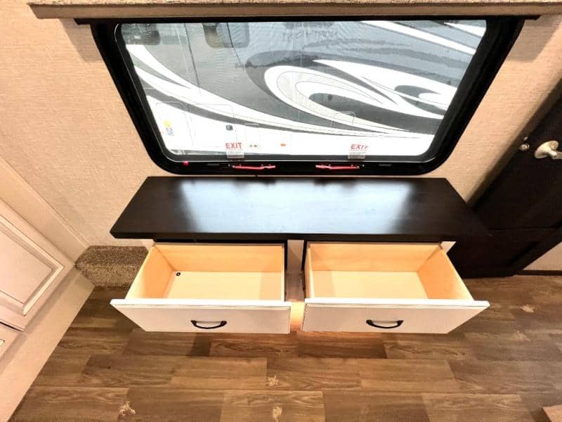 2024 Jayco 2024 Jayco North Point - thumbnail 4