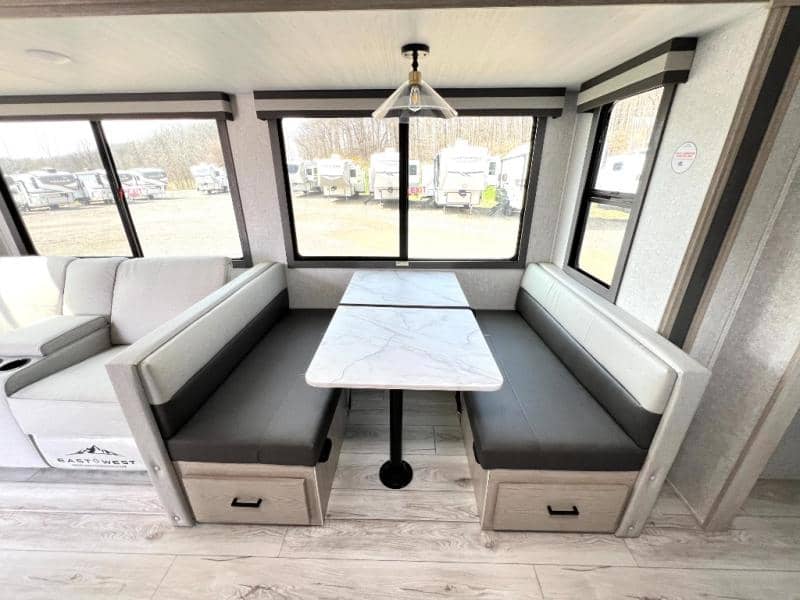 2025 East to West 2025 East to West Alta - thumbnail 15