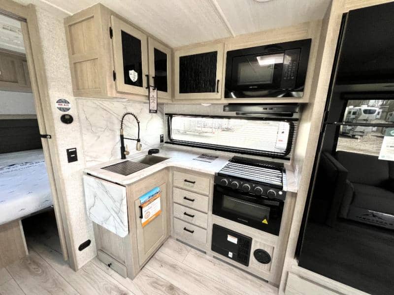 2025 East to West 2025 East to West Alta - thumbnail 20