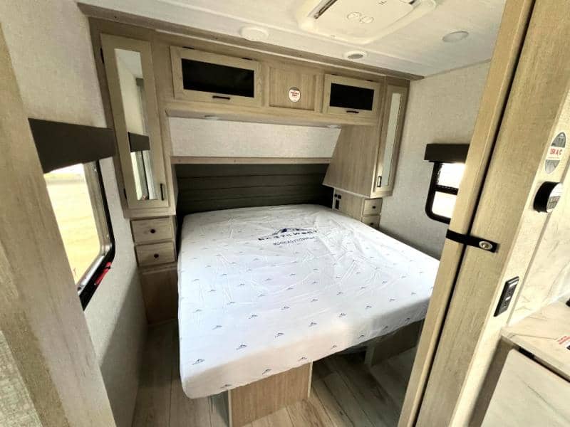 2025 East to West 2025 East to West Alta - thumbnail 29